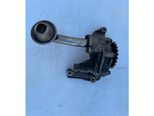 Масляный насос   038115105C  Audi A3 S3 8P 