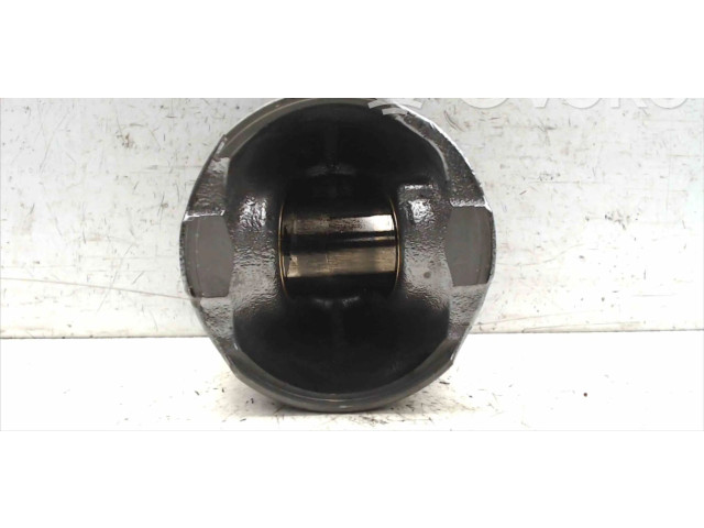  Поршень  224DT  Land Rover Freelander 2 - LR2  