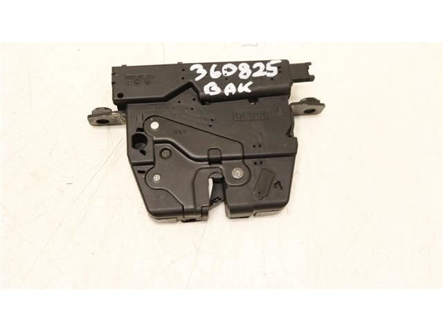 Zámek zadních dveří BMW X1 E84 2010