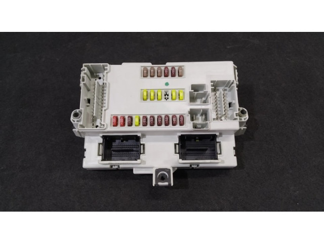 Блок предохранителей 50521889 Alfa Romeo Giulietta