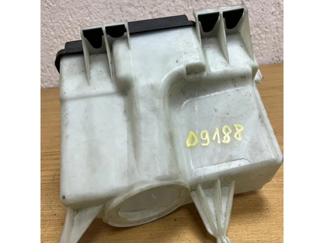 Pojistková skříňka A2055400182, D9188 Mercedes-Benz C W205 2015