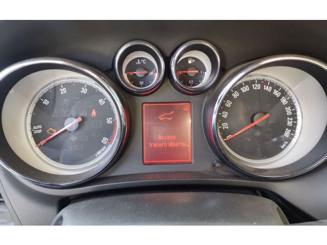 Přístrojová deska Opel Zafira C 2016 13460582