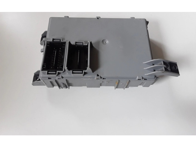 Блок предохранителей 00519217570, 28340956   Opel Combo D    