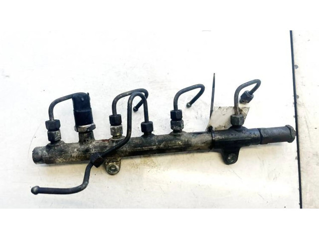 Топливная рампа 0445214024   Mitsubishi Carisma 1.9 