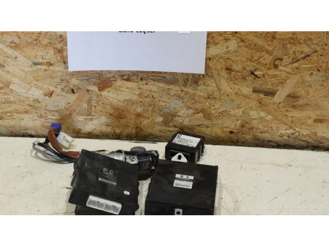 Комплект блоков управления 22611AK720, 22611AK720   Subaru Forester SG