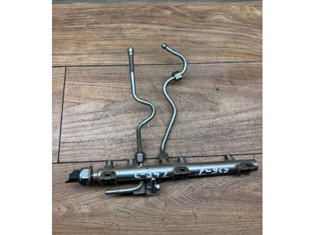 Топливная рампа 7562474, 00010548 BMW 5 E60 E61