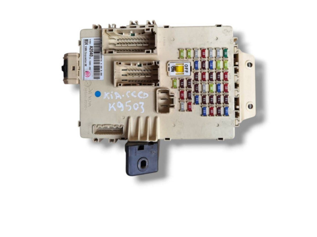 Блок предохранителей 91950-A2040   KIA Ceed    