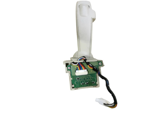 Ручка стеклоочистителей 31264167   Volvo V70