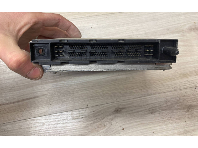 Блок управления двигателя 0281011441, 30646978A Volvo V70