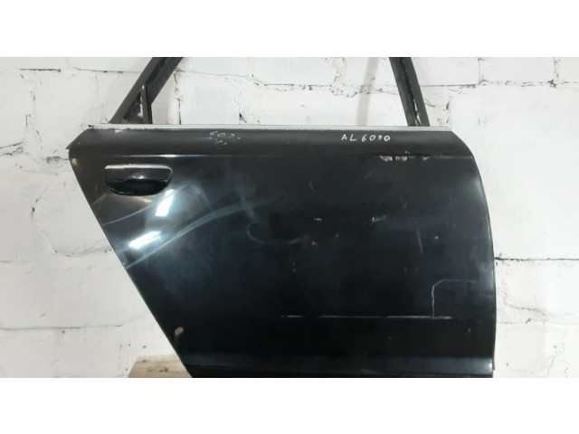 Задняя дверь