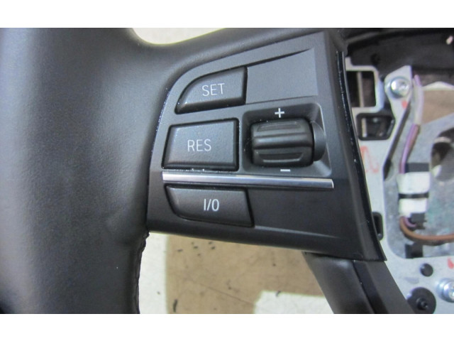 Volant BMW 5 F10 F11 2012 32337842808