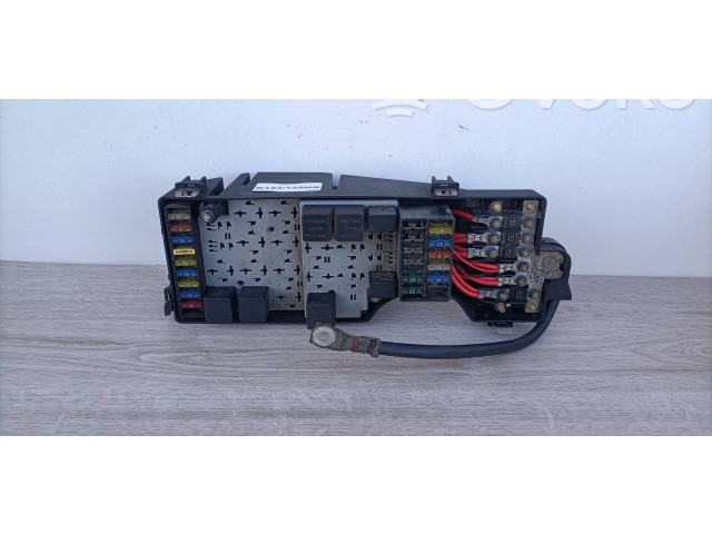 Блок предохранителей 9168986 Volvo S80