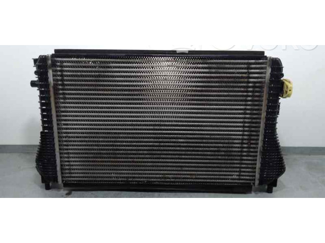 Интеркулер 1K0145803BM Audi A3 S3 8P