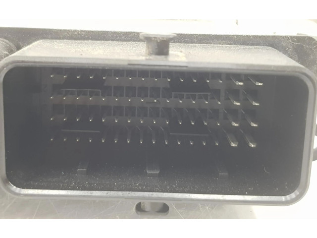 Блок управления двигателя 237107632R Dacia Logan II