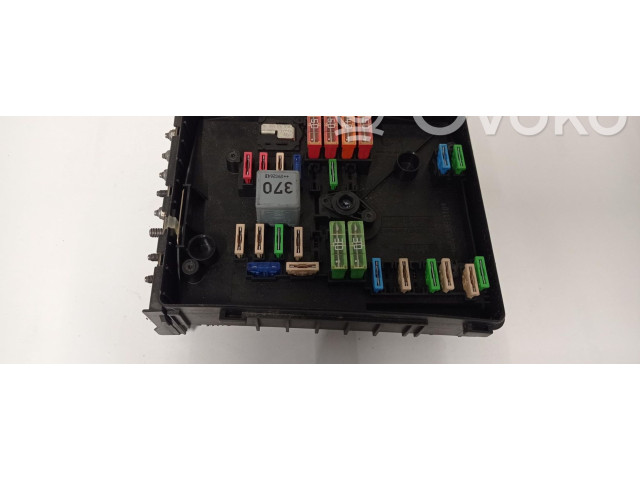 Pojistková skříňka 1K0937125A Seat Toledo III (5P) 2008