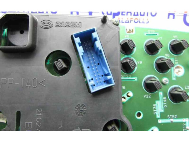 Přístrojová deska  Citroen Berlingo  9634924180  