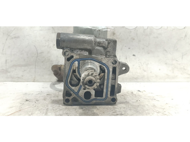 Масляный насос  RTE 1068262  Ford Escort 