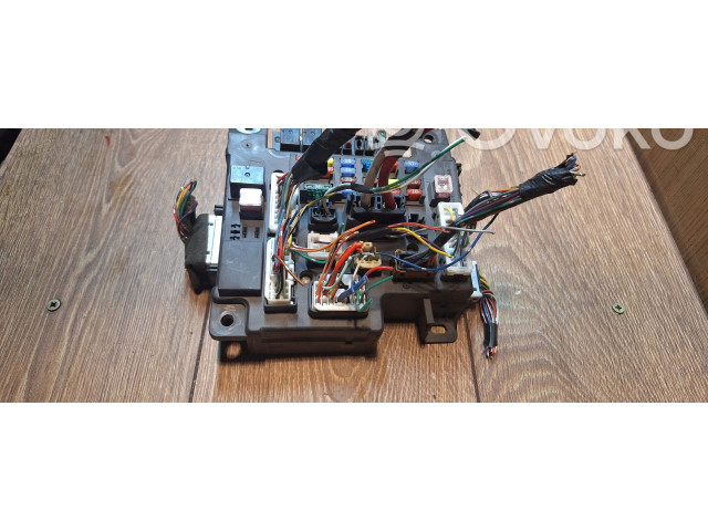 Блок предохранителей 8637a318   Mitsubishi Outlander    