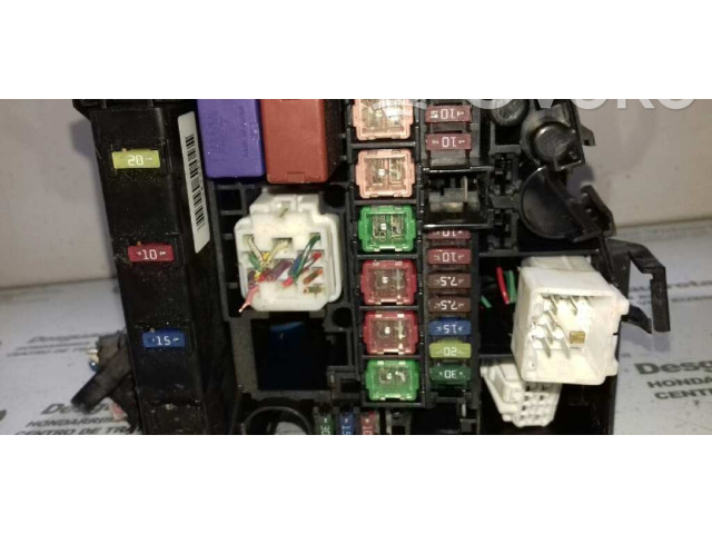 Pojistková skříňka Toyota Yaris 2006