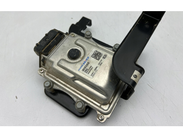 Блок управления двигателем Блок управления 42951-3DMB1   KIA Sorento IV