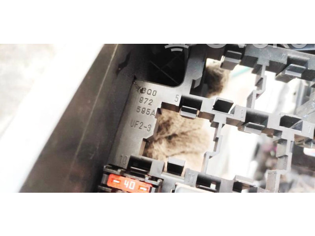 Блок предохранителей 6Q0972595A Skoda Fabia Mk1 (6Y)