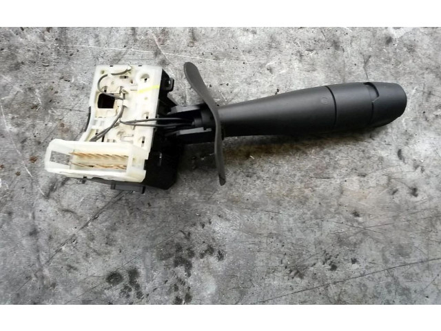 Переключатель дворников    Renault Clio III