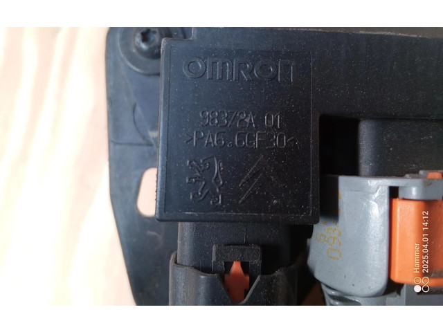 Комплект радиатора    Peugeot 208