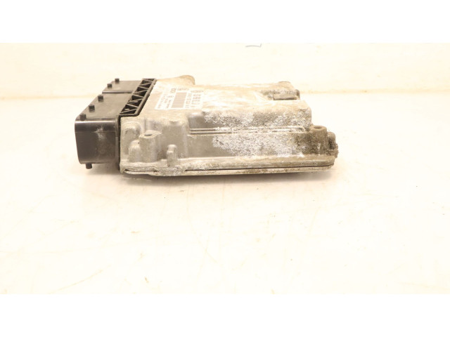 Блок управления двигателем Блок управления 0281013260   Volkswagen PASSAT B6
