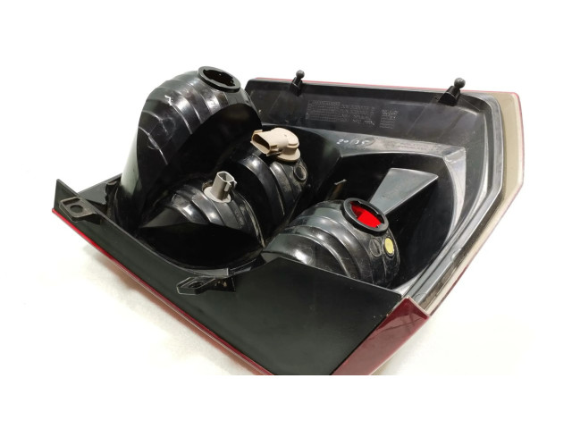 Задний фонарь 05303752, 05303880 Dodge Caliber