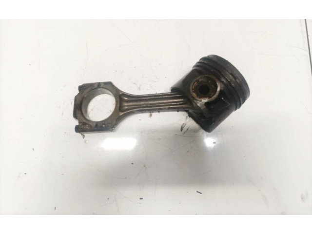  Поршень с шатуном    Volvo S70  V70  V70 XC  