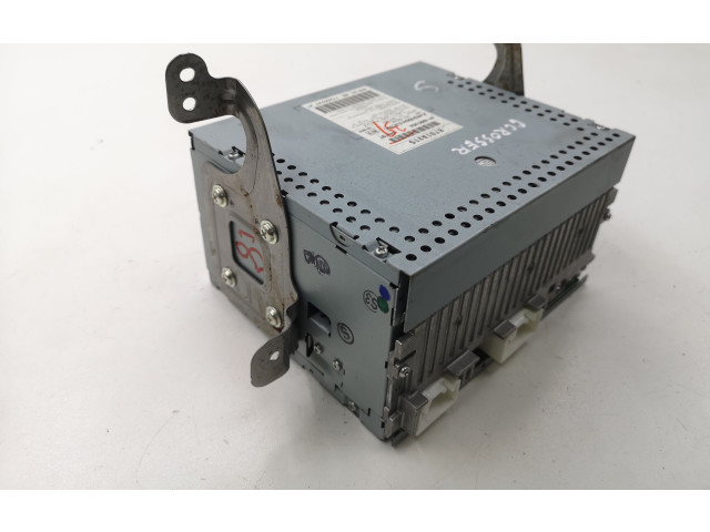 Радио/ проигрыватель CD/DVD / навигация