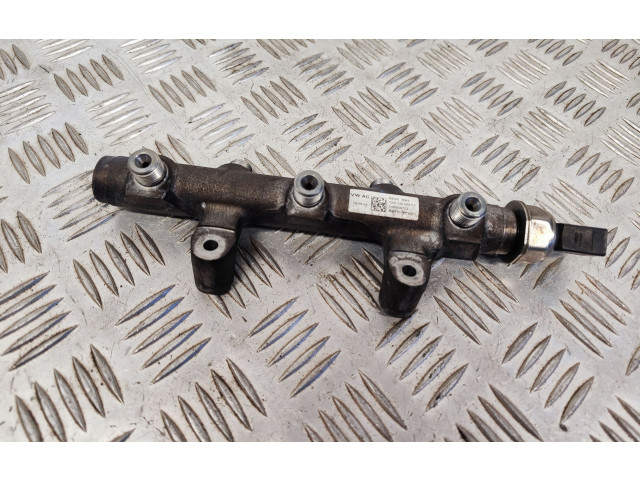 Vstřikovací lišta 04L906054F, 059130089CT   Audi Q7 4M    CVZA 