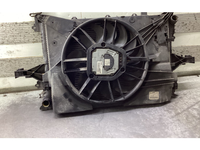 Вентилятор радиатора     30741144    Volvo V70 