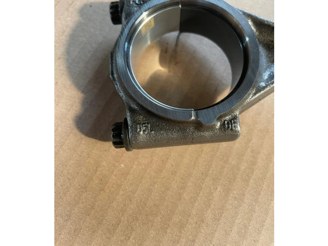  Поршень с шатуном  05L  Skoda Octavia Mk4  