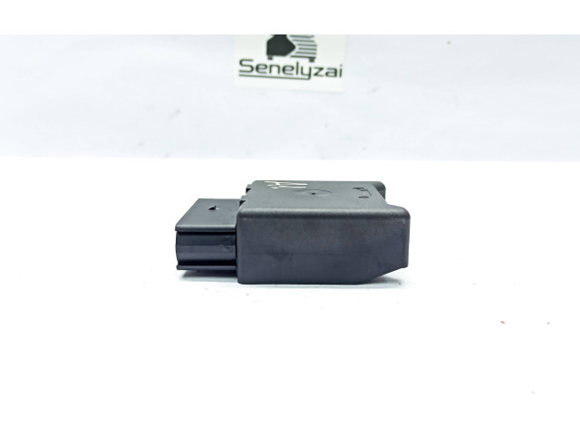 Блок управления топливного насоса 5Q0906093B, 090224 Audi A1