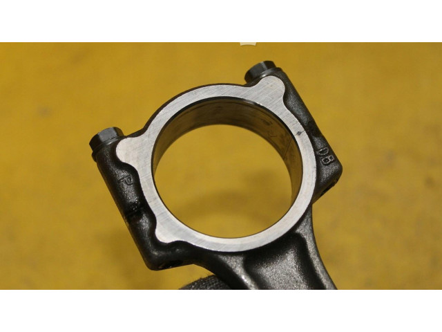  Поршень с шатуном    Renault Clio III  