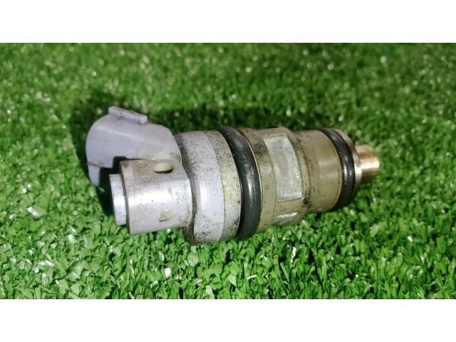 Vstřikovač 2325076010, 2.PINES Toyota Previa (XR10, XR20) I pro benzínový motor 2.4 2AZFE