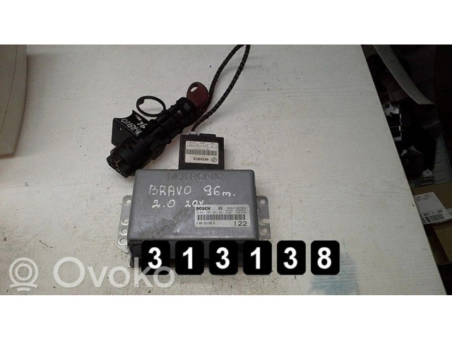 Блок управления двигателя 0261204381   Fiat Bravo