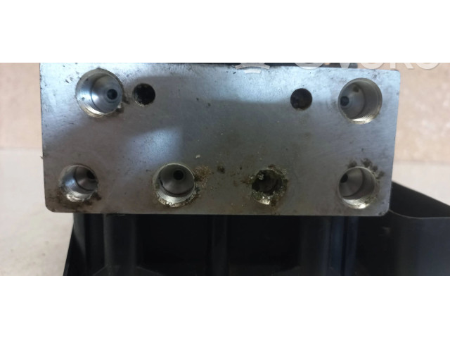 Блок АБС 9619541   Volvo  V70  2000 - 2004 года