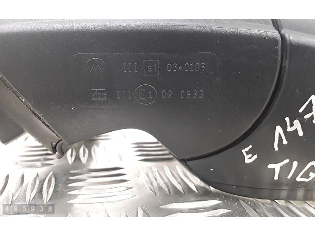 Zpětné zrcátko Volkswagen Tiguan 2016 E1020933