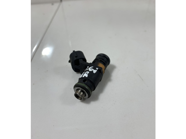 Vstřikovač 03C906031 Skoda Roomster (5J) pro naftový motor 1.9