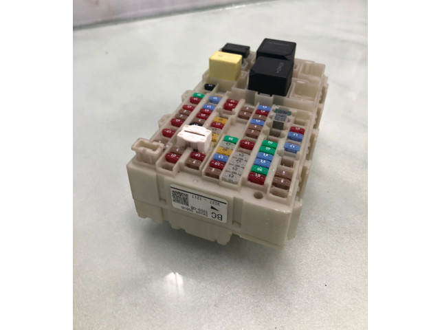 Pojistková skříňka 243802061r Renault Megane E-Tech 2023