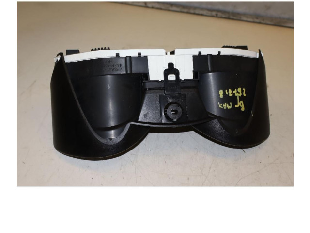 Панель приборов    Ford B-MAX       