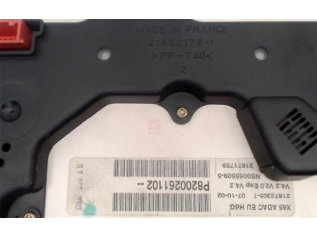 Спидометр (приборный щиток) P8200261102 Renault Clio II