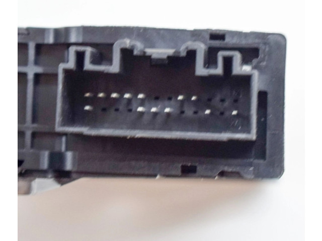 Блок управления крышки багажника