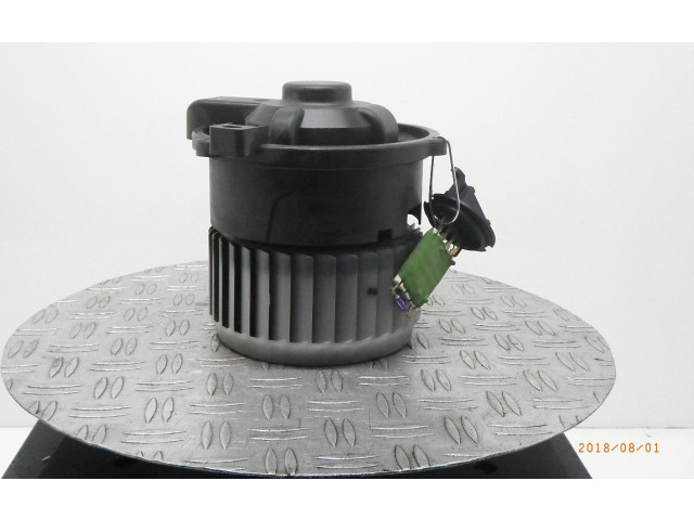 Вентилятор печки MF0160700701 Mitsubishi Colt CZ3