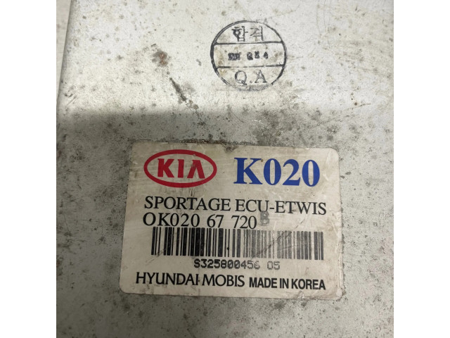 Блок управления 0K02067720, S325800456 KIA Sportage