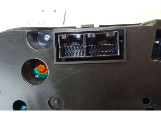 Přístrojová deska  KIA Venga 2015 94009-1P100  