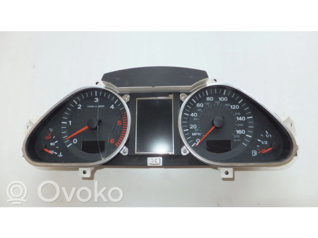 Přístrojová deska Audi A6 S6 C4 4A 1996 4F0920980M, 4F0910930A