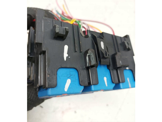 Блок предохранителей 252367589T Dacia Sandero III